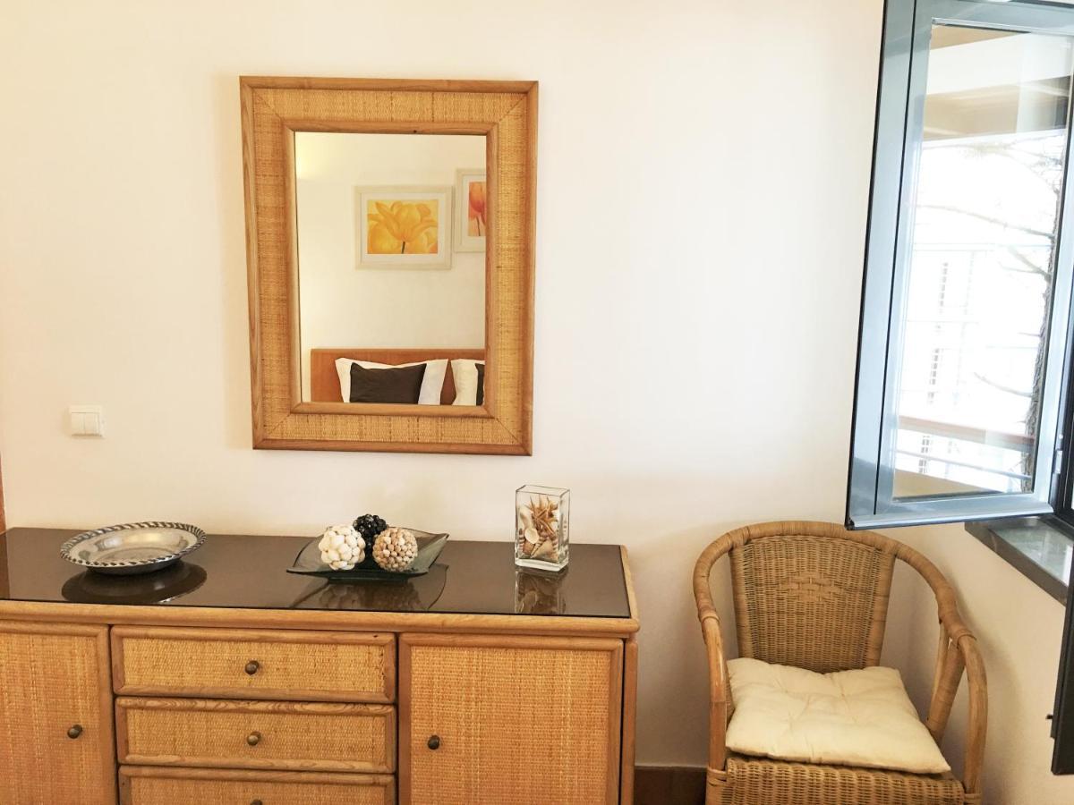 Apartamento T1 Em Lagos Com Piscina E Garagem Extérieur photo