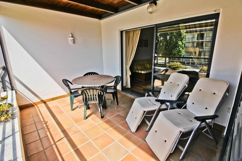 Apartamento T1 Em Lagos Com Piscina E Garagem Extérieur photo