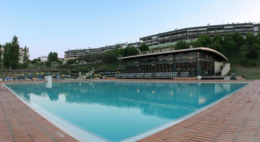 Apartamento T1 Em Lagos Com Piscina E Garagem Extérieur photo